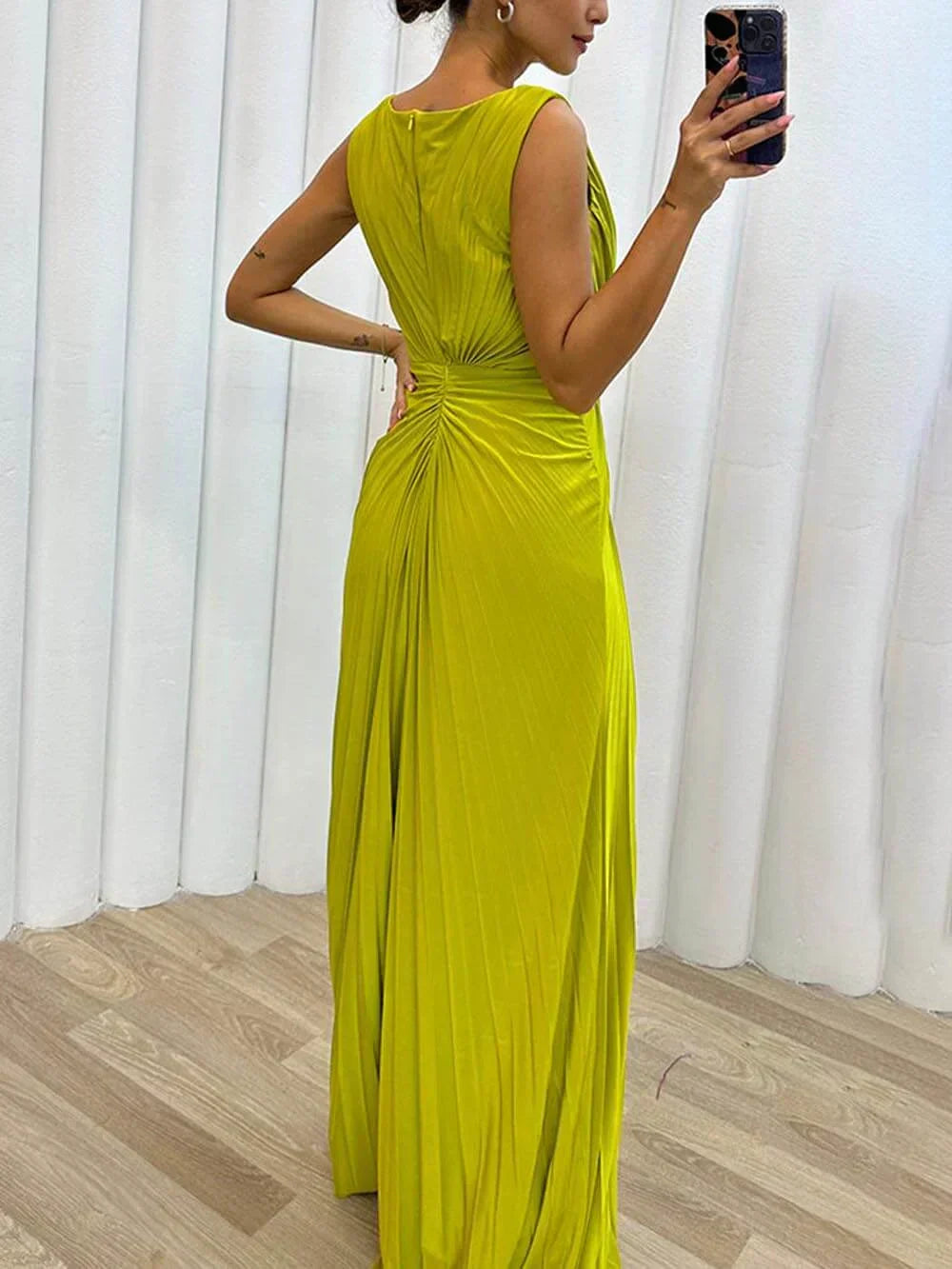 Davina | Elegant Pleated Maxi Dress for Evening Events