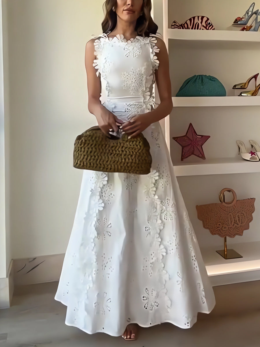 Éliora | Floral Lace Maxi Dress with Tie Straps