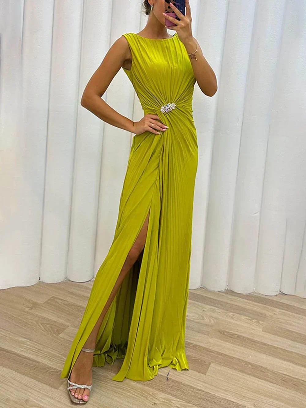 Davina | Elegant Pleated Maxi Dress for Evening Events