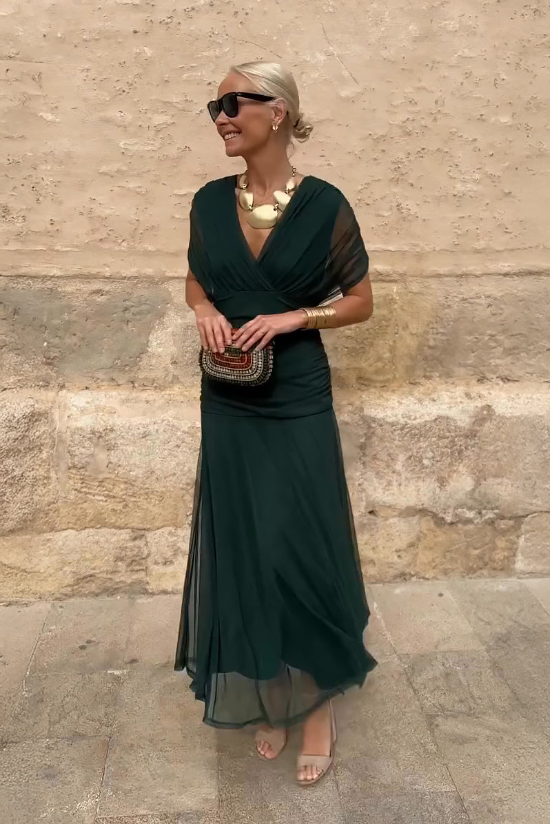 Hannah | Elegant V-neck Maxi Dress