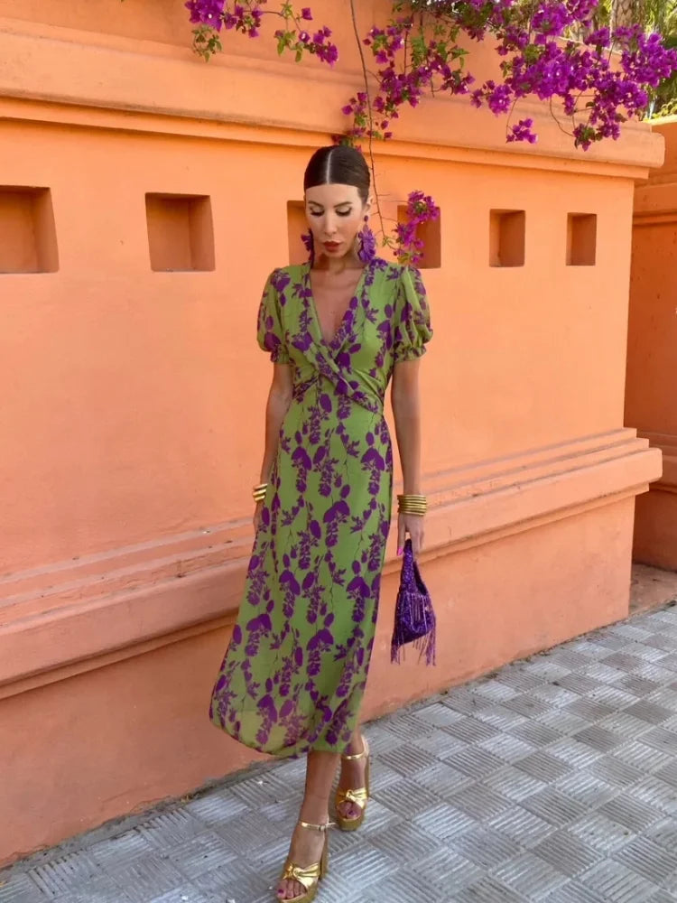 Rhiannon | Elegant Women's Dress with Stunning Print