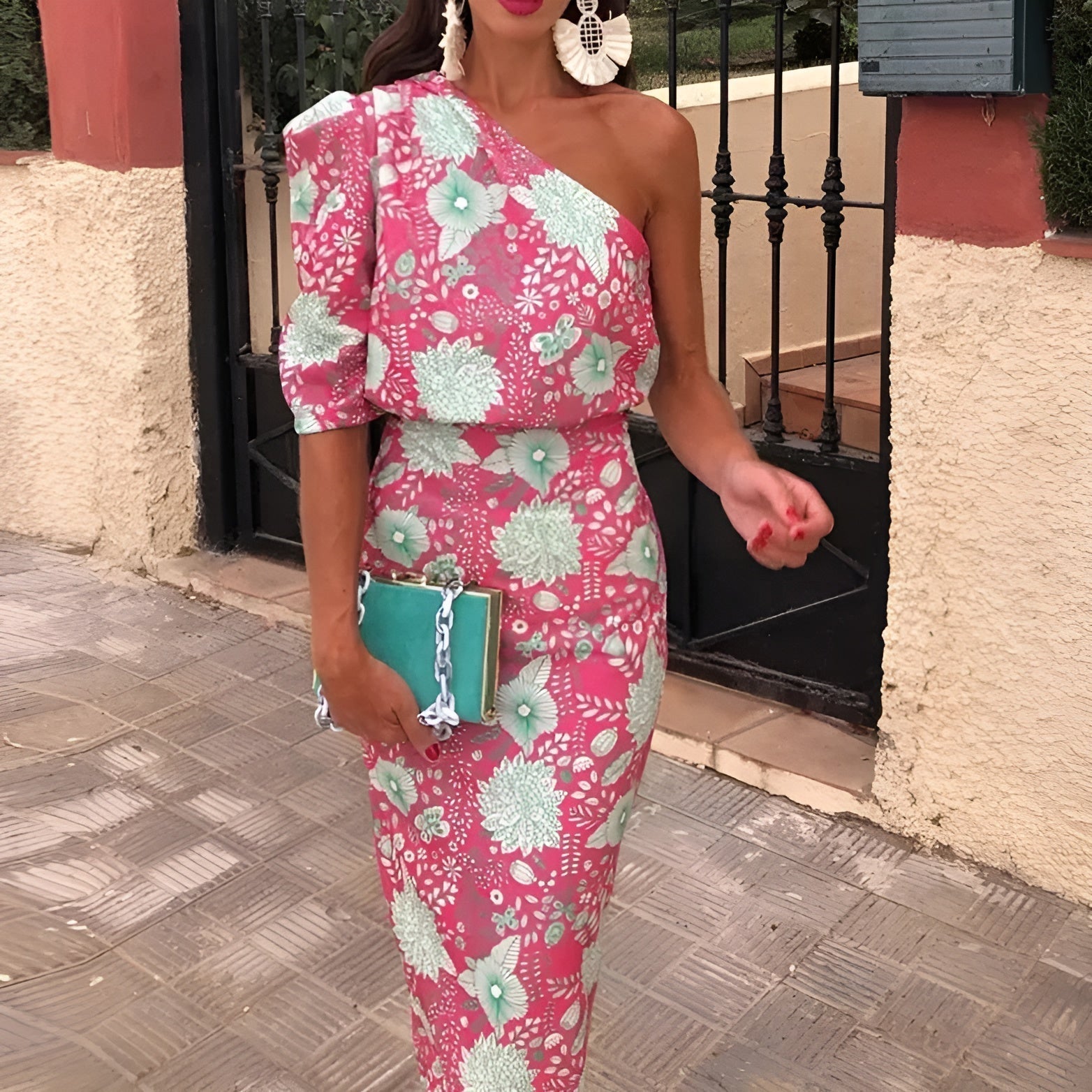 Emilie | Chic Asymmetrical One-Shoulder Dress