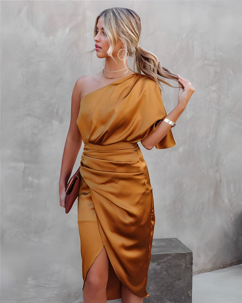 Dhalia | Chic Asymmetrical Dress