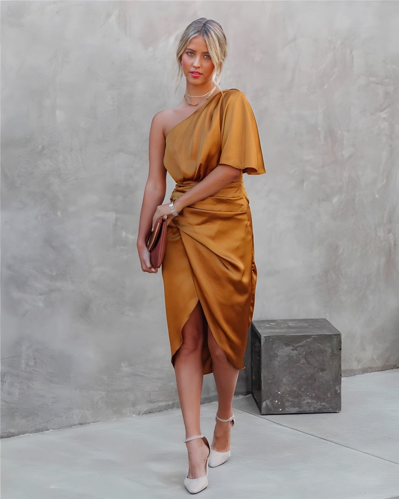 Dhalia | Chic Asymmetrical Dress