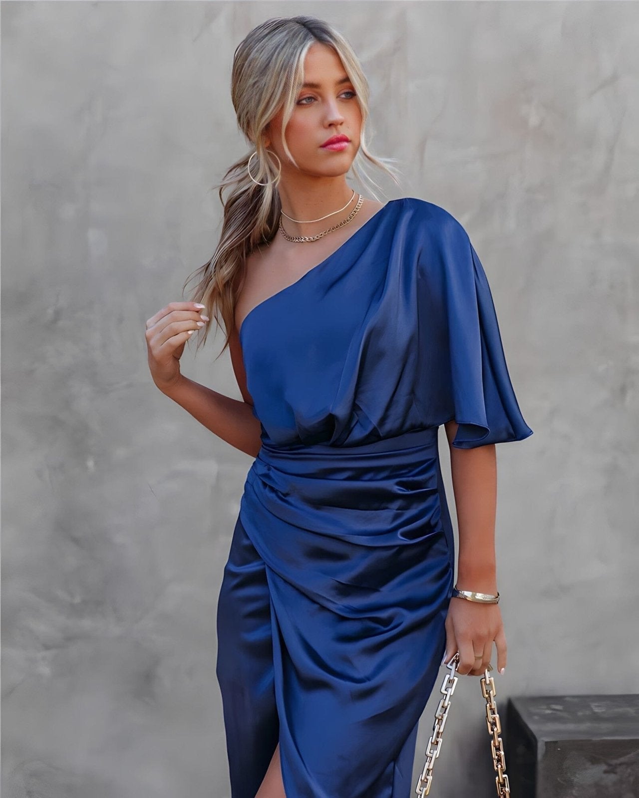 Dhalia | Chic Asymmetrical Dress